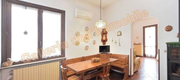 4-salle Villa à Vigevano, Italy No. 33635 18