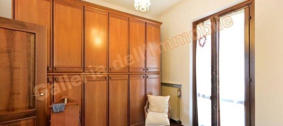 4-salle Villa à Vigevano, Italy No. 33635 22