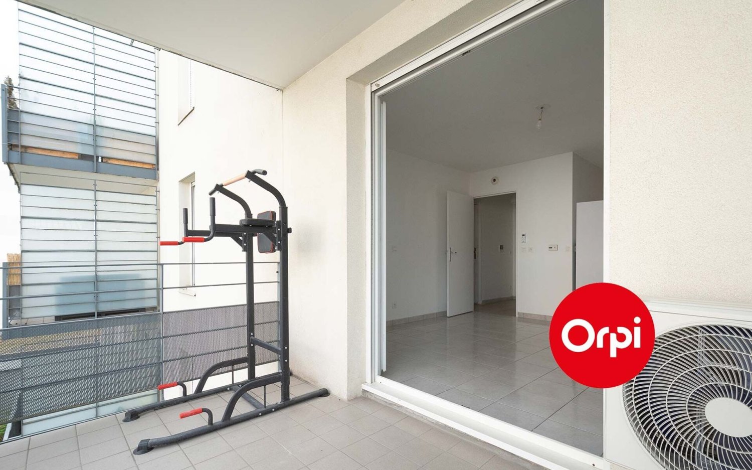 Apartamento de 2 divisões em Venissieux, France N.º 337626