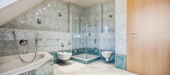 Таунхаус с 5 комнатами в Kitzingen, Германия № 26951 19