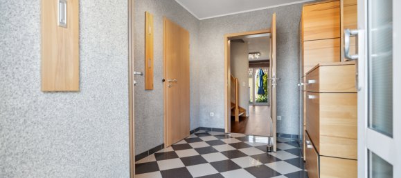 Таунхаус с 5 комнатами в Kitzingen, Германия № 26951 9