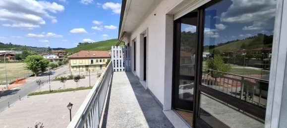 Apartamento de 3 dormitorios en Castellinaldo d'Alba, Italy No. 336780 24