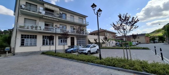 Apartamento de 3 dormitorios en Castellinaldo d'Alba, Italy No. 336780 4
