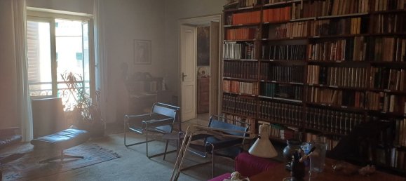 Apartamento de 9 dormitorios en Genoa, Italy No. 376394 8