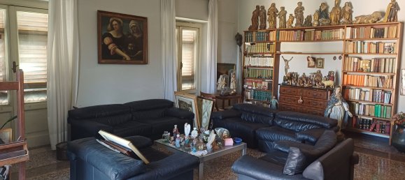 Apartamento de 9 dormitorios en Genoa, Italy No. 376394 3