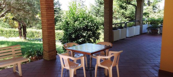 8 rooms Villa in Colonnella, Italy No. 252256 7