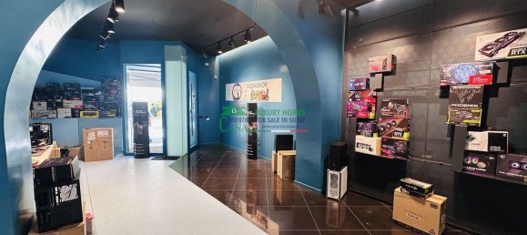 77m² Commercial property in Vittoria, Italy No. 300832 2
