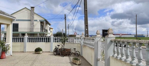 Casa de 3 dormitorios en Moita, Portugal No. 90251 24