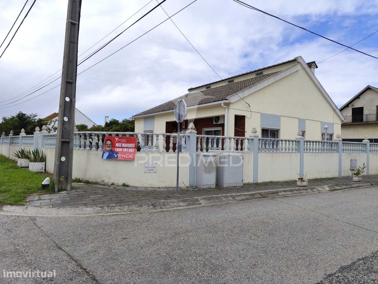 Casa de 3 dormitorios en Moita, Portugal No. 90251