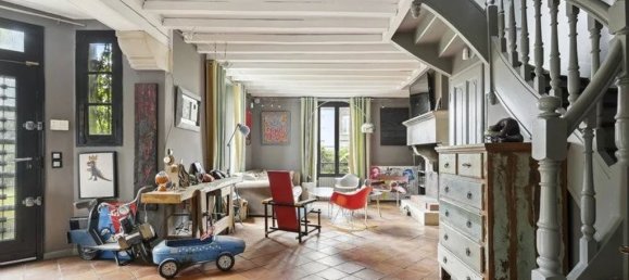 4 bedrooms House in Gagny, France No. 189376 2