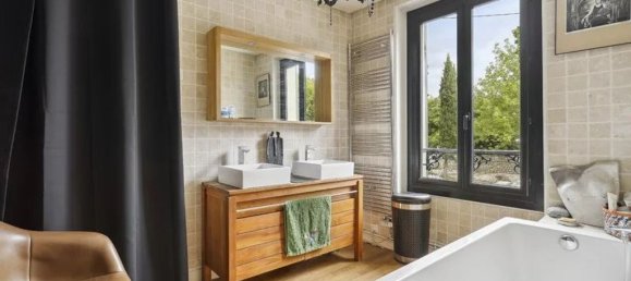 4 bedrooms House in Gagny, France No. 189376 10