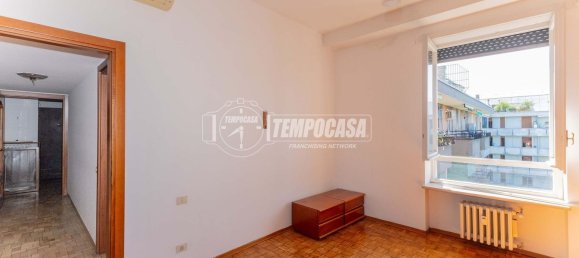 2 rooms Apartment in Milan, Italy No. 339078 12