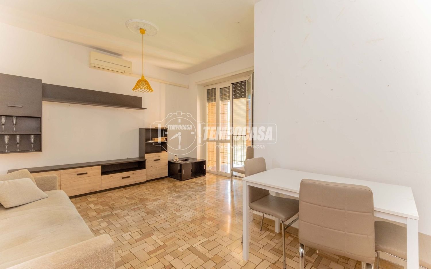 2 rooms Apartment in Milan, Italy No. 339078