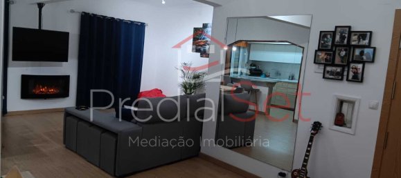 Apartamento de 4 dormitorios en Almada, Portugal No. 156115 11
