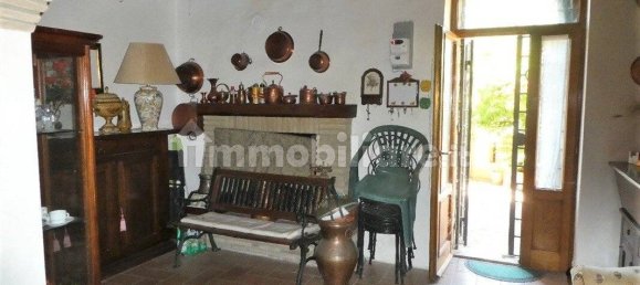 2 bedrooms House in Umbertide, Italy No. 84437 7