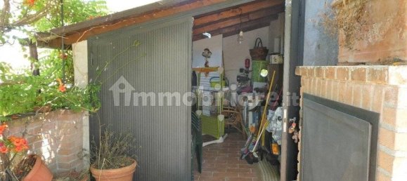 2 bedrooms House in Umbertide, Italy No. 84437 16