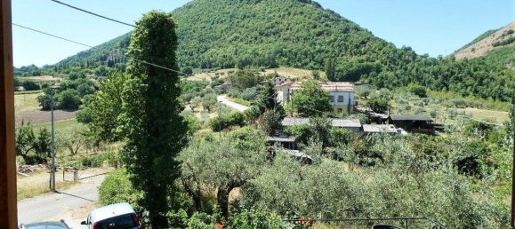 2 bedrooms House in Umbertide, Italy No. 84437 20