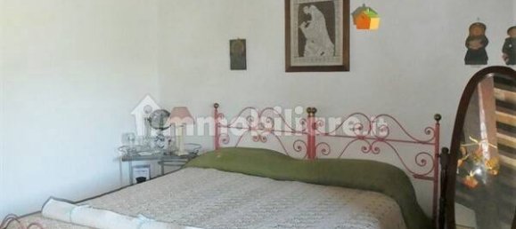 2 bedrooms House in Umbertide, Italy No. 84437 12