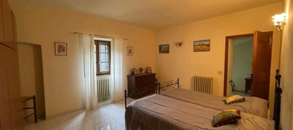 5 Schlafzimmer Haus in Umbertide, Italy, Nr. 54061 17
