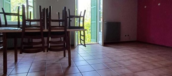 4 rooms Apartment in Varano de' Melegari, Italy No. 104831 14
