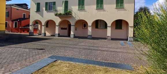 4 rooms Apartment in Varano de' Melegari, Italy No. 104831 2