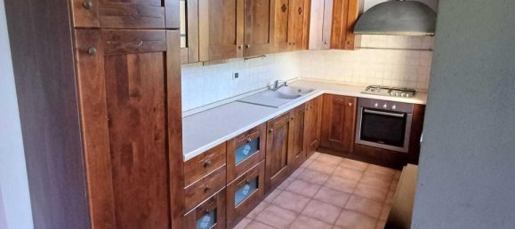 4 rooms Apartment in Varano de' Melegari, Italy No. 104831 7