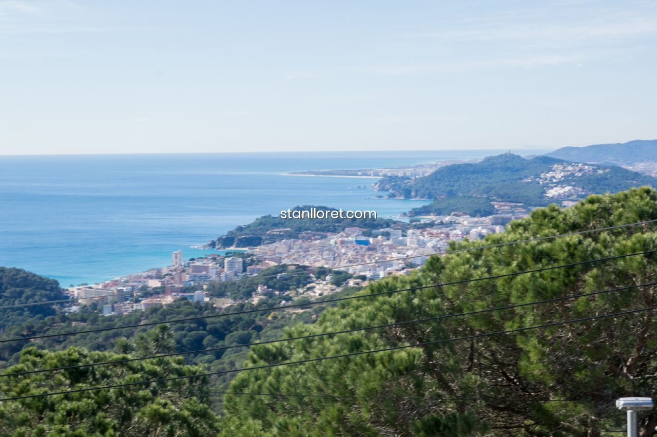 5 غرف نوم فيلا في Lloret de Mar, Spain رقم 14828