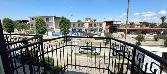 3 rooms Apartment in Pomigliano d'Arco, Italy No. 200091 2