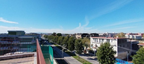 3 rooms Apartment in Pomigliano d'Arco, Italy No. 200091 8