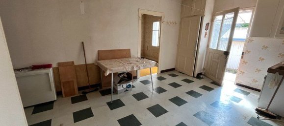 2 bedrooms House in La Perche, France No. 282118 2