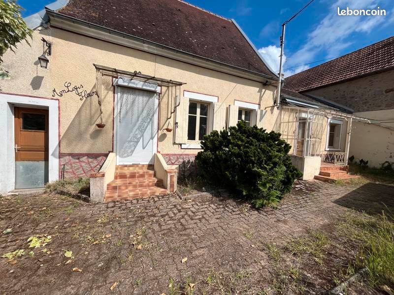 2 bedrooms House in La Perche, France No. 282118