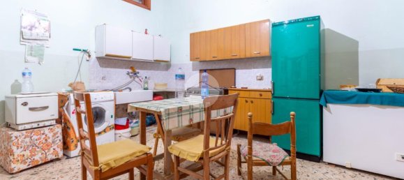 Apartamento de 8 divisões em Villabate, Italy N.º 9167 18