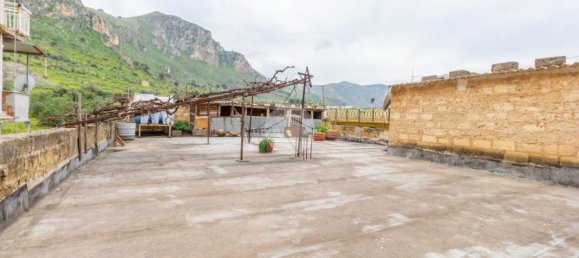 Apartamento de 8 divisões em Villabate, Italy N.º 9167 4