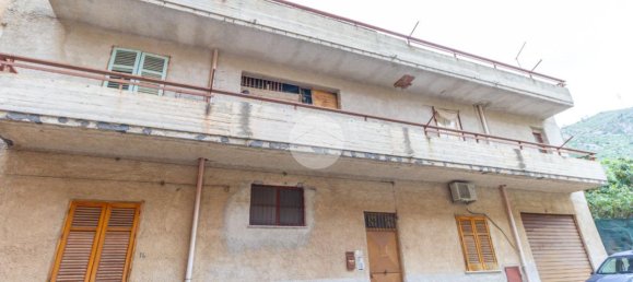 Apartamento de 8 divisões em Villabate, Italy N.º 9167 12