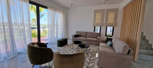 3 bedrooms Villa in Chloraka, Cyprus No. 19647 5