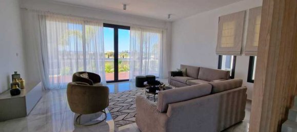 3 bedrooms Villa in Chloraka, Cyprus No. 19647 4