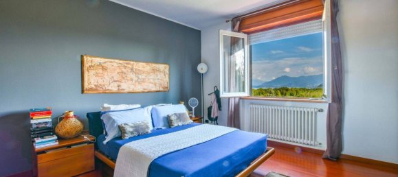 3 bedrooms Villa in Ranco, Italy No. 314102 26