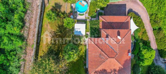 3 bedrooms Villa in Ranco, Italy No. 314102 42