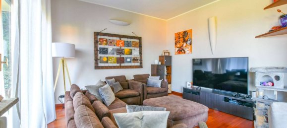 3 bedrooms Villa in Ranco, Italy No. 314102 13