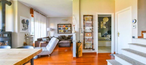 3 bedrooms Villa in Ranco, Italy No. 314102 22