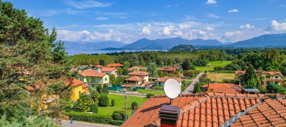 3 bedrooms Villa in Ranco, Italy No. 314102 39