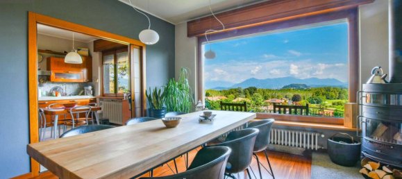 3 bedrooms Villa in Ranco, Italy No. 314102 9