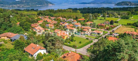 3 bedrooms Villa in Ranco, Italy No. 314102 41