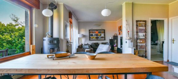 3 bedrooms Villa in Ranco, Italy No. 314102 12