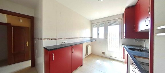 3 bedrooms Townhouse in Medina del Campo, Spain No. 29081 17