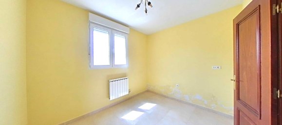 3 bedrooms Townhouse in Medina del Campo, Spain No. 29081 31