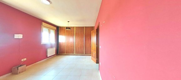 3 bedrooms Townhouse in Medina del Campo, Spain No. 29081 20