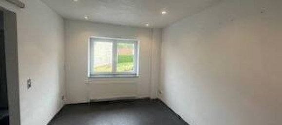 Дом с 4 комнатами в Нойнкирхен, Германия № 360341 6