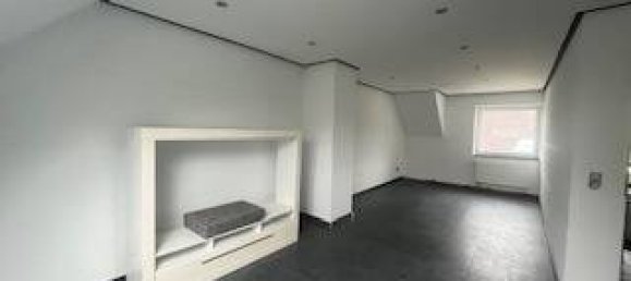 Дом с 4 комнатами в Нойнкирхен, Германия № 360341 3