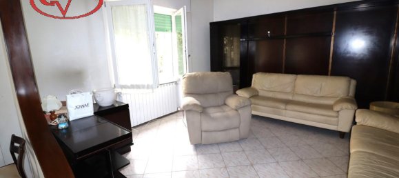 4 rooms Apartment in Montevarchi, Italy No. 231974 13